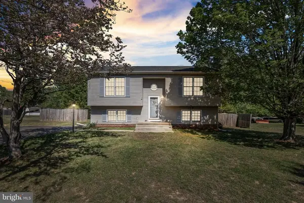11809 Cherrywood Dr, Locust Grove, VA 22508