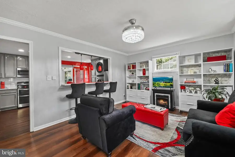 401 Cleveland Ct, Fredericksburg, VA 22407 - #3