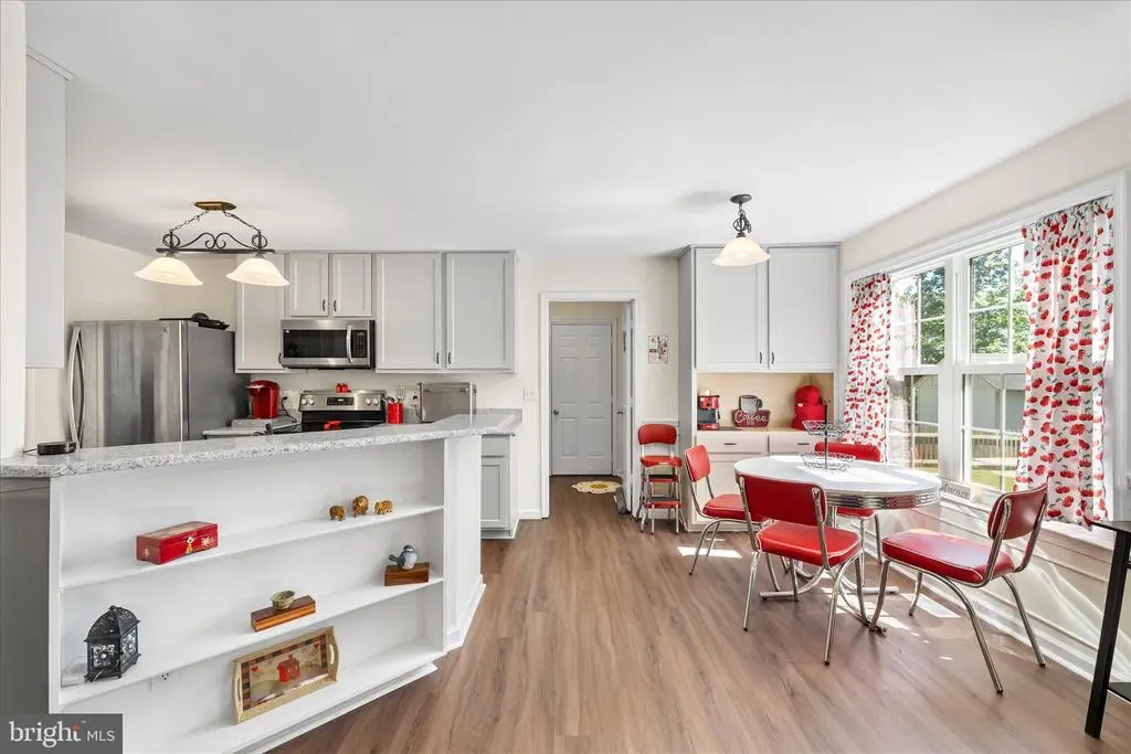 2416 Ruffin Dr, Fredericksburg, VA 22408 - #1