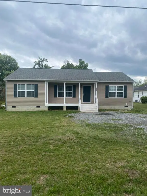 6338 Old Plank Rd, Fredericksburg, VA 22407 - #1