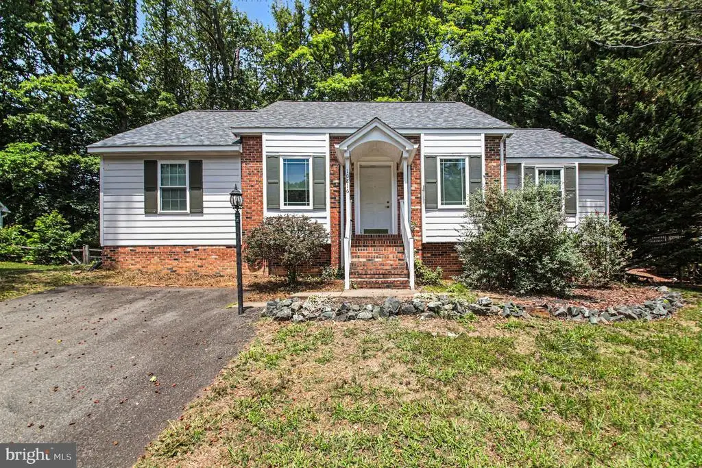 10816 Crestwood Dr, Spotsylvania, VA 22553 - #1
