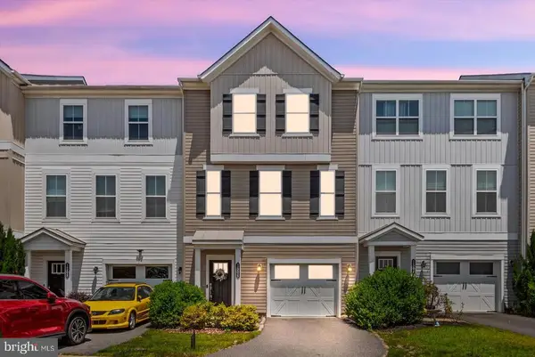 1506 Hudgins Farm Cir, Fredericksburg, VA 22408