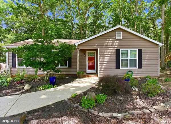 528 Pleasants Dr, Fredericksburg, VA 22407