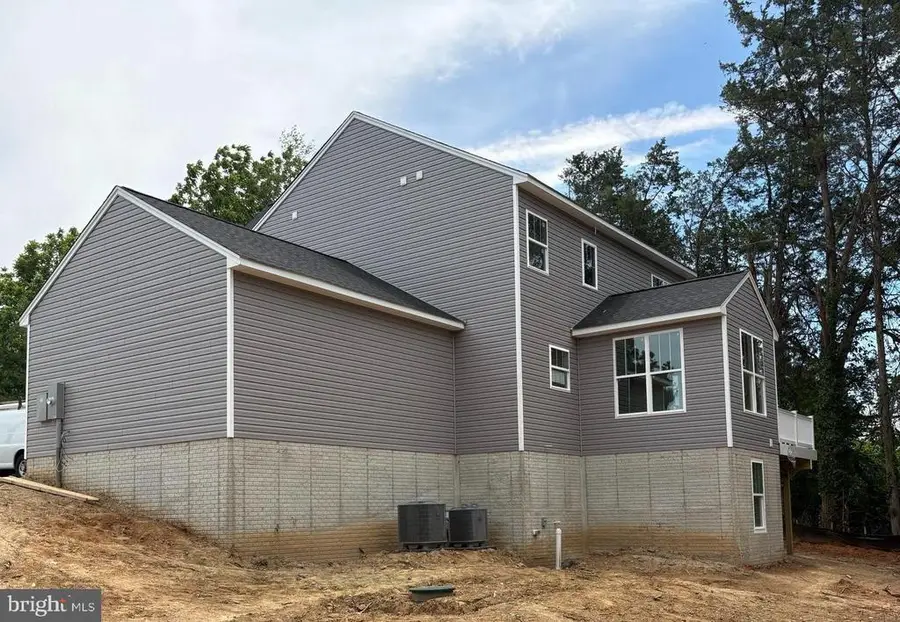 6200 Julian Ln, Mineral, VA 23117 - #3