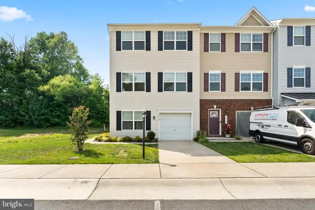 2420 Drake Ln, Fredericksburg, VA 22408 - #1