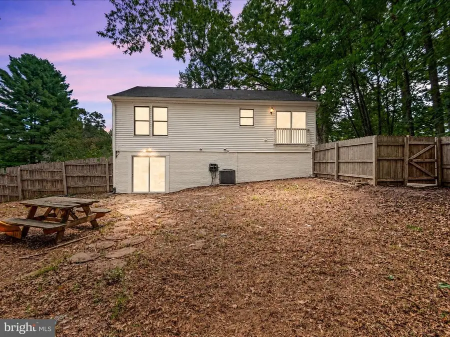 6922 Ridge Way Dr, Fredericksburg, VA 22407 - #3