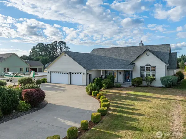 127 Skyhawk Dr, Toledo, WA 98591