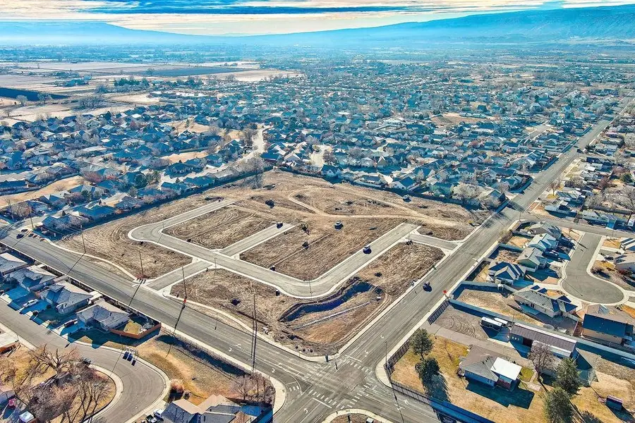 1121 & 392 Hatchet Canyon Circle, Fruita, CO 81521 - Image #3