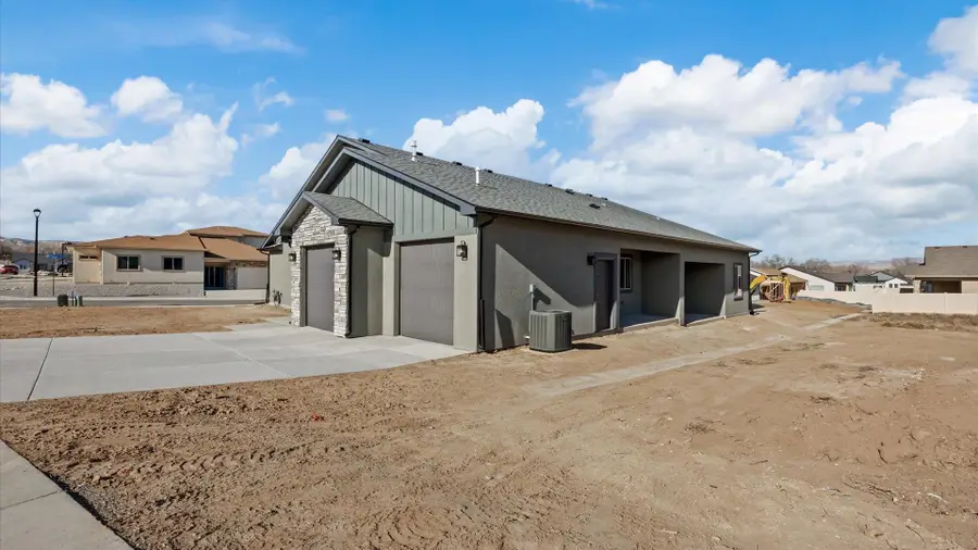 250 Paige Road #& 2642 B 1/2 Road - Corne, Grand Junction, CO 81503 - Image #3