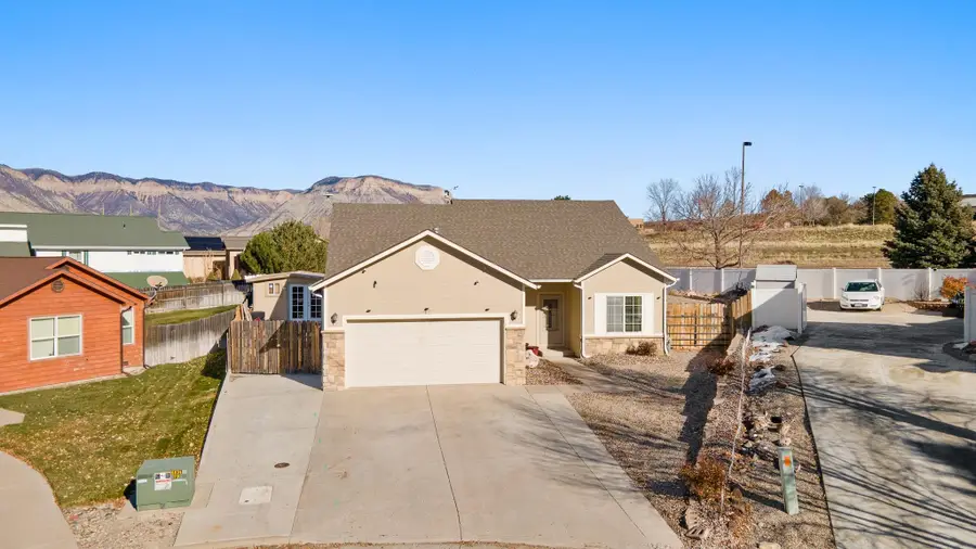 42 Eagle Court, Parachute, CO 81635 - Image #2