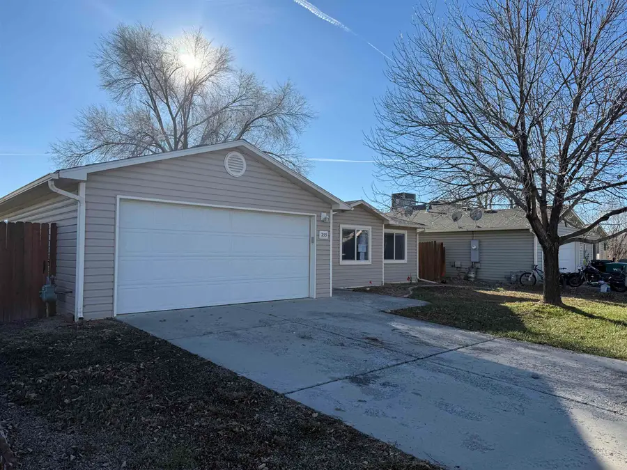 255 Sargent Circle, Fruita, CO 81521 - Image #2