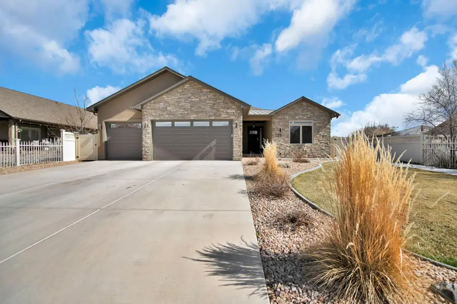 328 Oakwood Avenue, Fruita, CO 81521 - #2