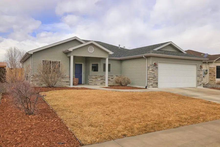 1311 Cement Creek Avenue, Montrose, CO 81401 - #2