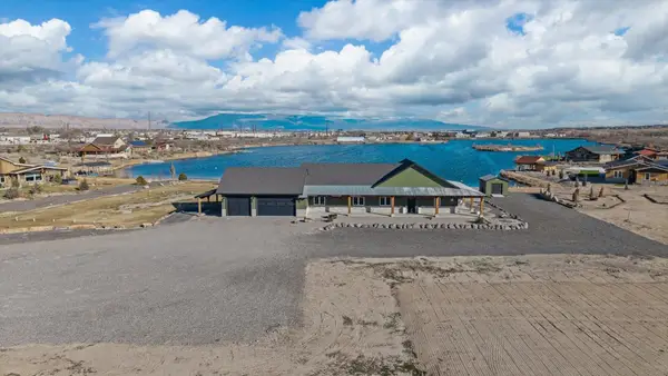 2085 Kedrowski Court, Fruita, CO 81521