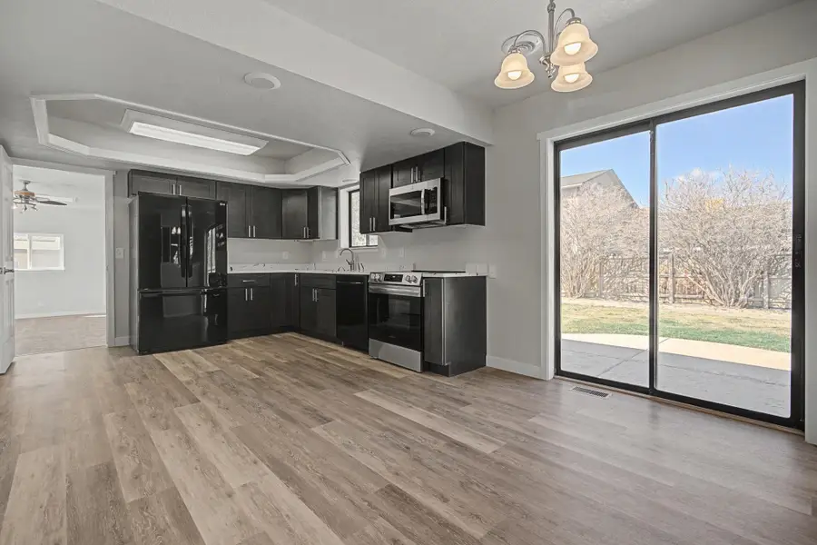 3086 Bookcliff Avenue, Grand Junction, CO 81504 - #3