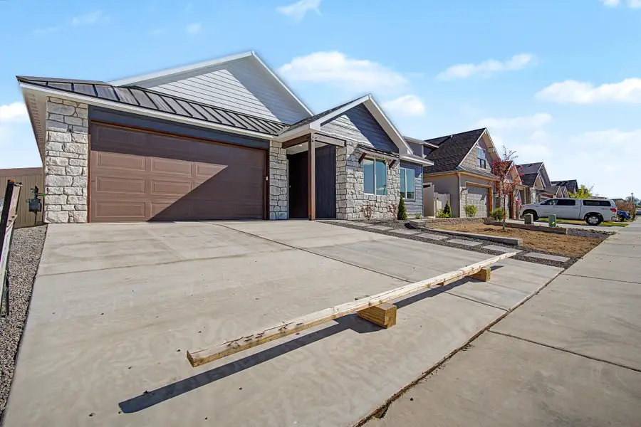 2358 Green Apple Drive, Grand Junction, CO 81505 - #2