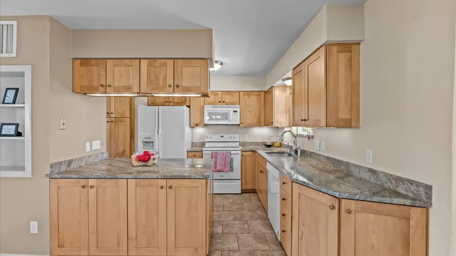 2278 El Verano Court, Grand Junction, CO 81507 - #3