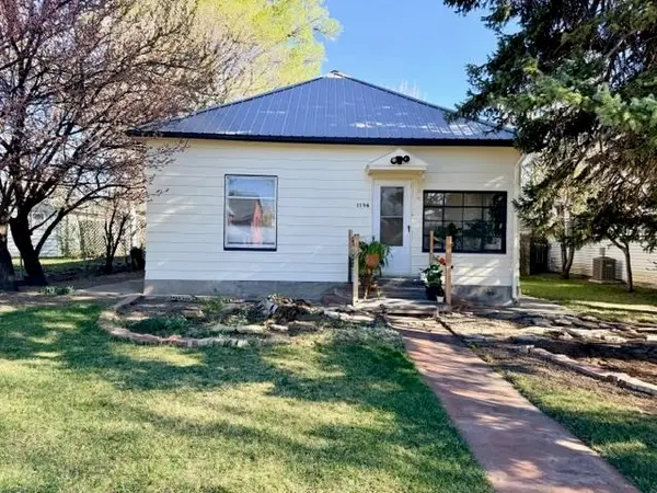 1136 N 1st Street, Montrose, CO 81401