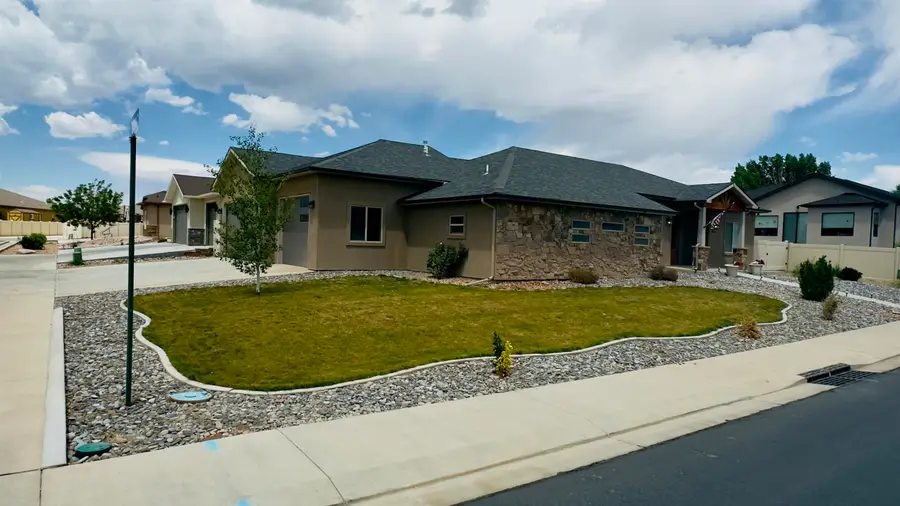 2940 Braxton Court, Grand Junction, CO 81504 - #3