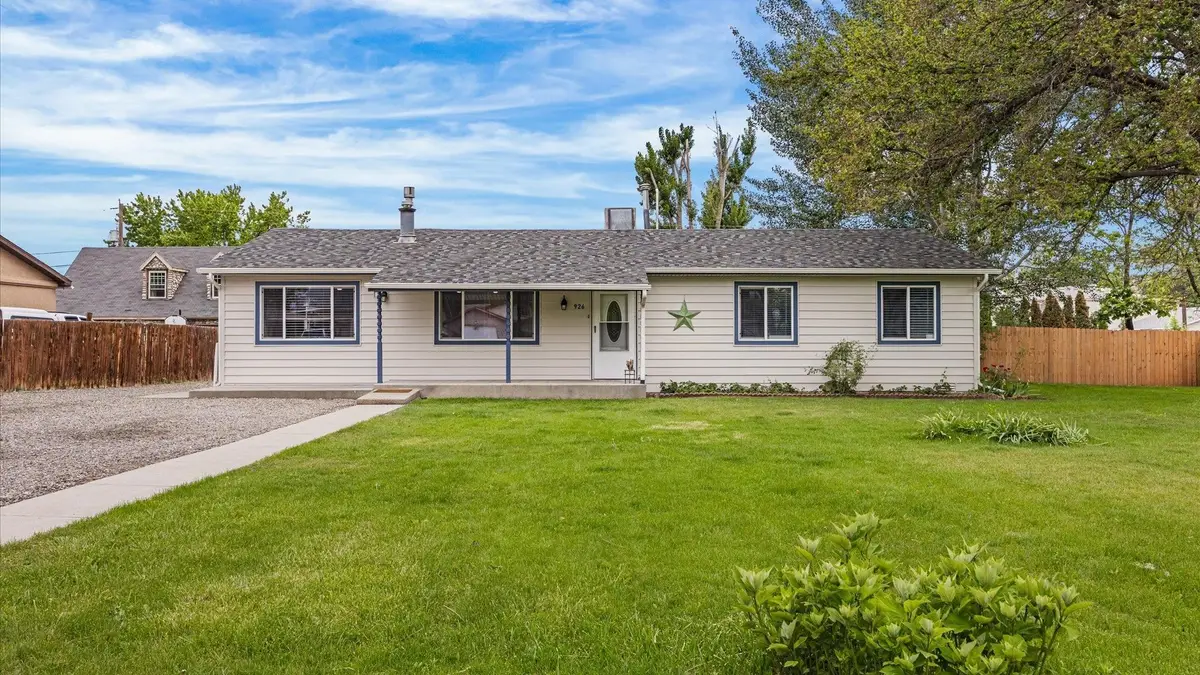 926 E Cleveland Avenue, Fruita, CO 81521 - #1