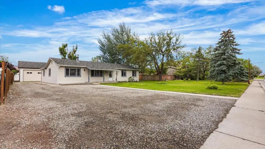 926 E Cleveland Avenue, Fruita, CO 81521 - #2