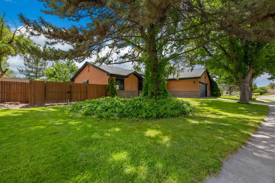 2411 Wintergreen Drive, Grand Junction, CO 81507 - #3