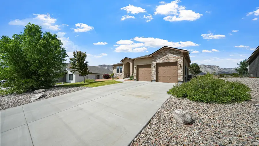 223 Eagle Ridge Drive, Parachute, CO 81635 - #2