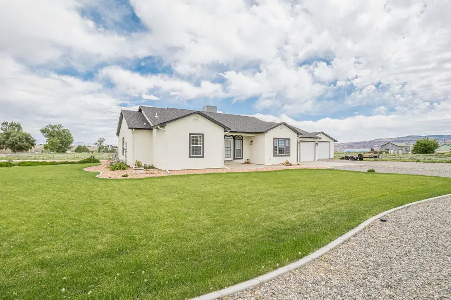 1266 14 Road, Loma, CO 81524 - #3
