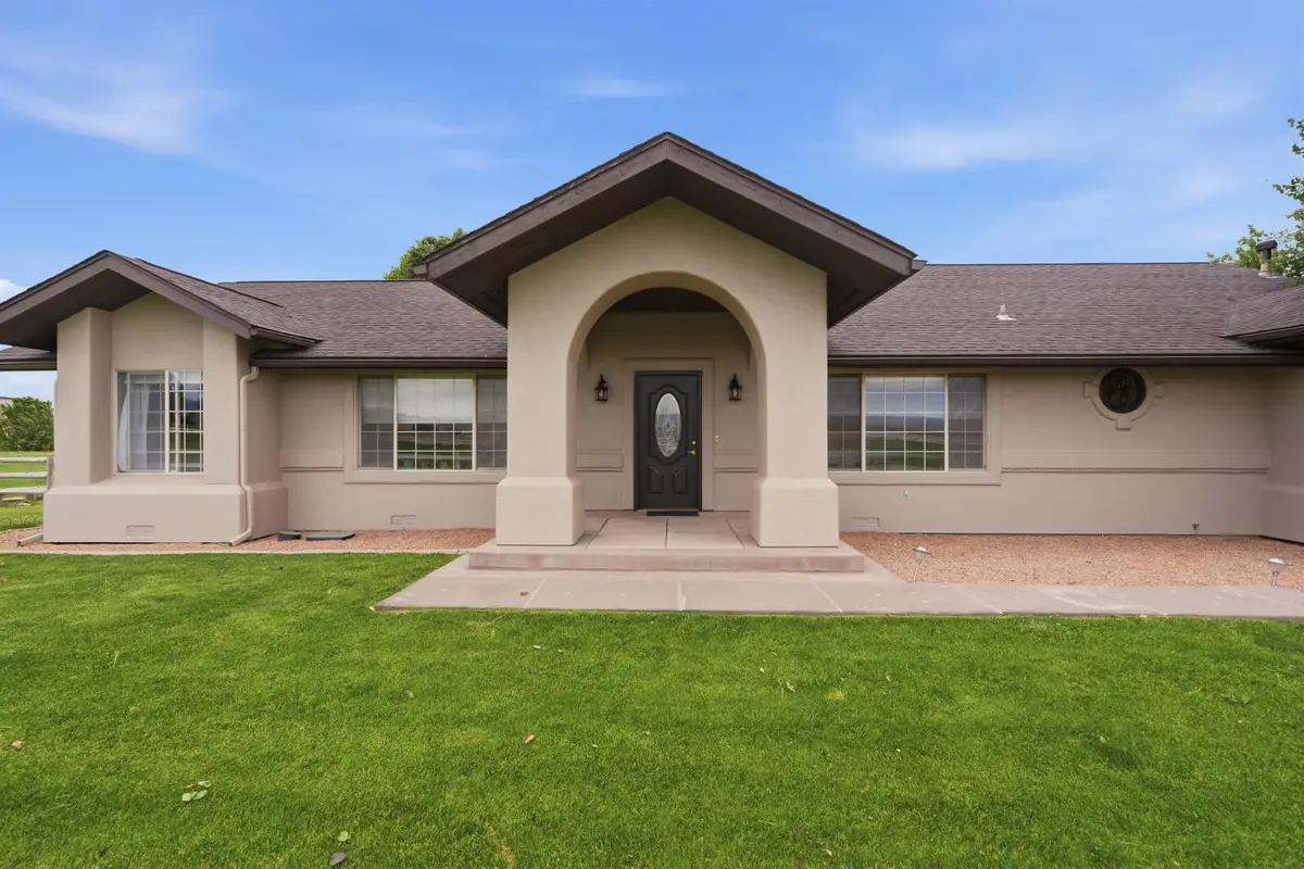 1698 Snow Eagle Court, Loma, CO 81524 - #1