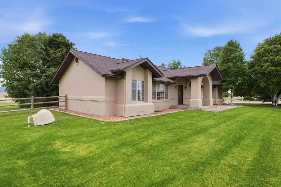 1698 Snow Eagle Court, Loma, CO 81524 - #3
