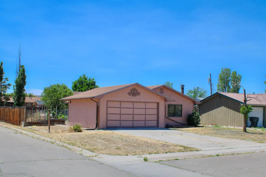 255 E Raven Avenue, Rangely, CO 81648 - #3