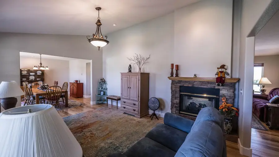 1675 P Road, Loma, CO 81524 - #3