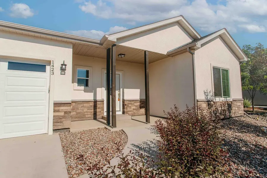 1423 Blue Creek Avenue, Montrose, CO 81401 - #3