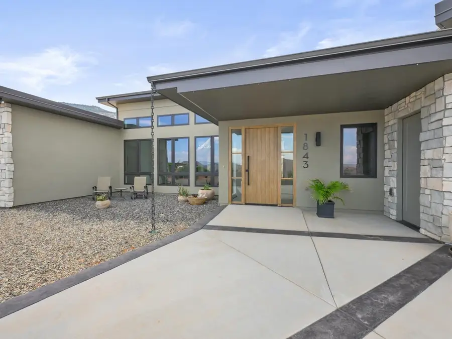 1843 Broadway, Grand Junction, CO 81507 - #2