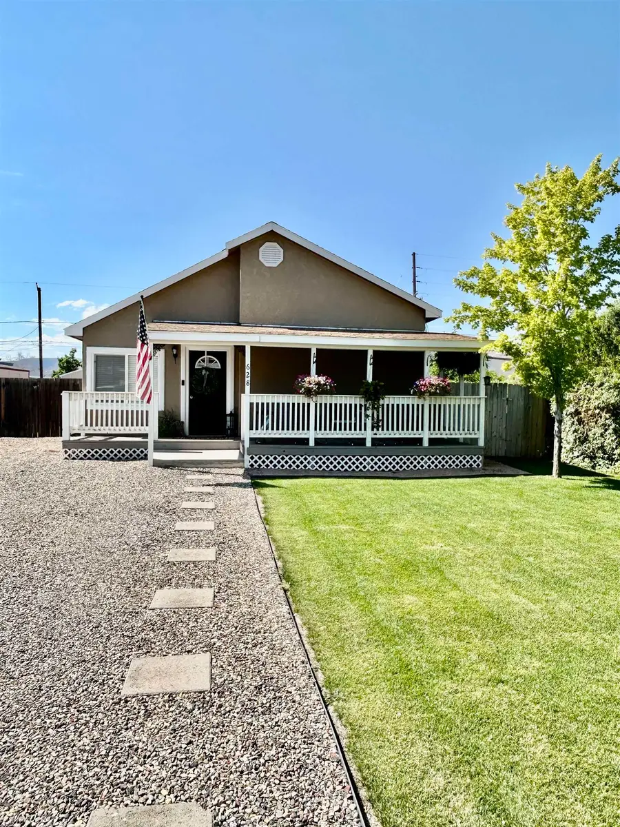 628 E Cleveland Avenue, Fruita, CO 81521 - #2