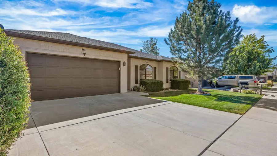 668 Muirfield Drive, Grand Junction, CO 81504 - #3