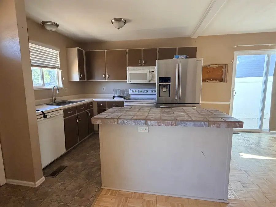 2847 Oxford Avenue #B, Grand Junction, CO 81503 - #2