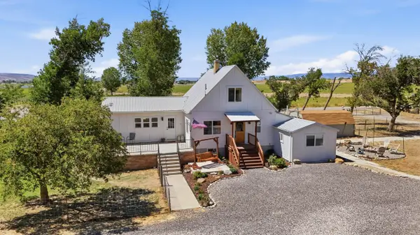 1452 P Road, Loma, CO 81524