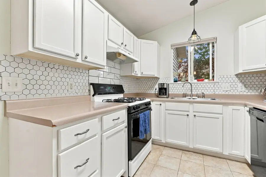 1131 Walnut Street, Fruita, CO 81521 - #2