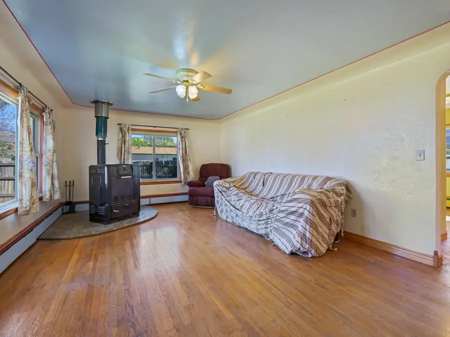 231 E 2nd Street, Parachute, CO 81635 - #3