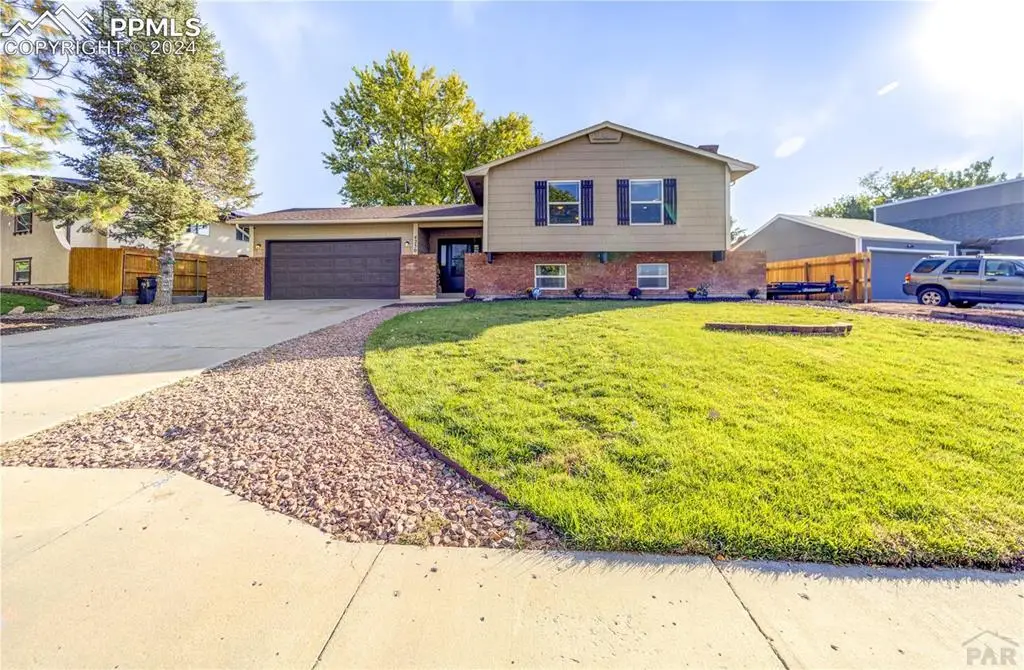 4230 Blueflax Dr, Pueblo, CO 81001 - Image #1