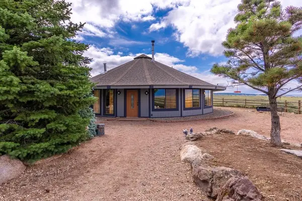 1115 County Rd 319, Westcliffe, CO 81252