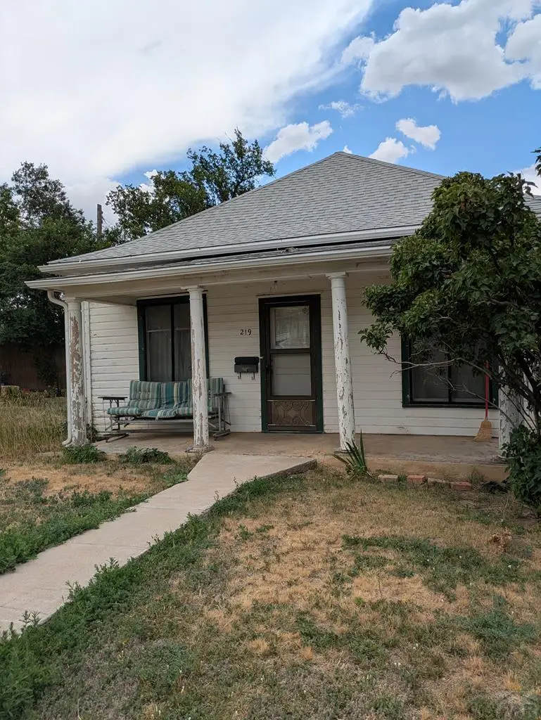 219 E Indiana Ave, Walsenburg, CO 81089 - Image #1