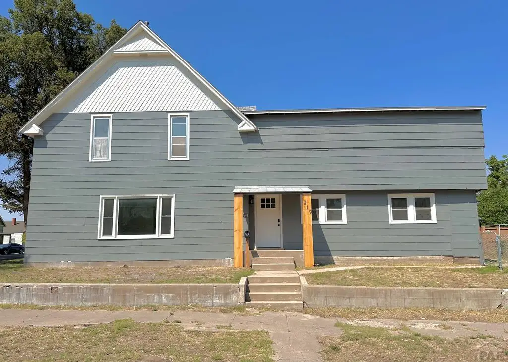 219 W 6th St, La Junta, CO 81050 - Image #1