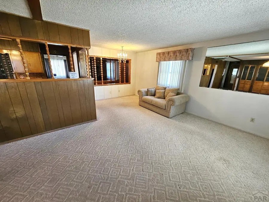 1809 Maplewood Dr, Pueblo, CO 81005 - Image #2