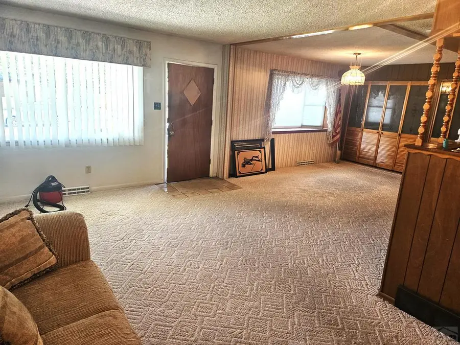 1809 Maplewood Dr, Pueblo, CO 81005 - Image #3