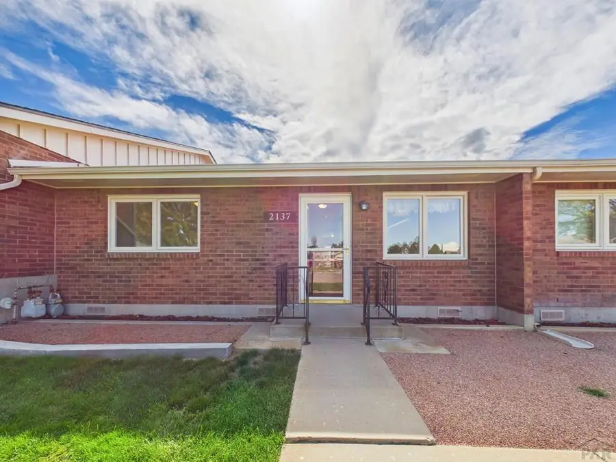 2137 Chautard Dr, Pueblo, CO 81005 - Image #2