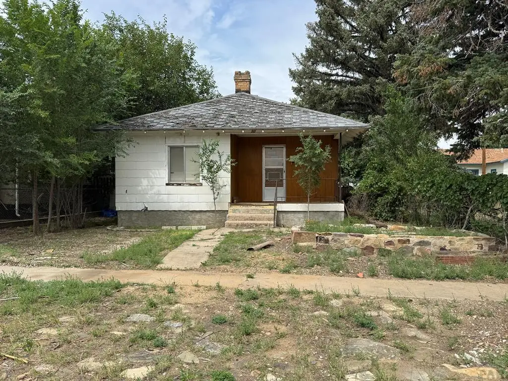 312 Pinon St, Walsenburg, CO 81089 - Image #1