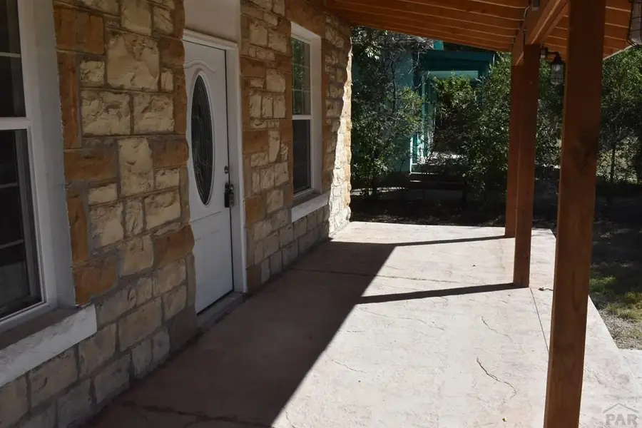 309 Lincoln Ave, La Junta, CO 81050 - Image #2