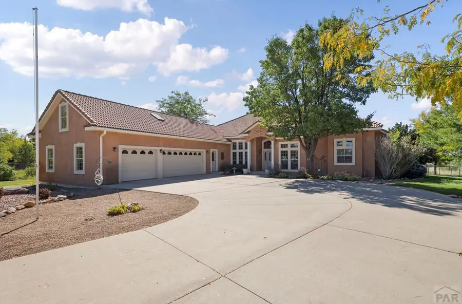 5 College Court, La Junta, CO 81050 - Image #2